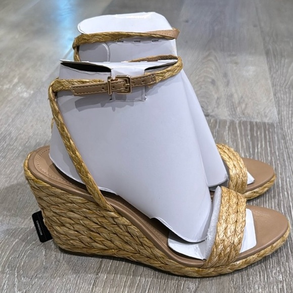 Express woven wedge sandals size 8.5 - Picture 4 of 8